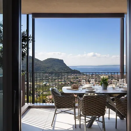 Luna In Miralago Apartament